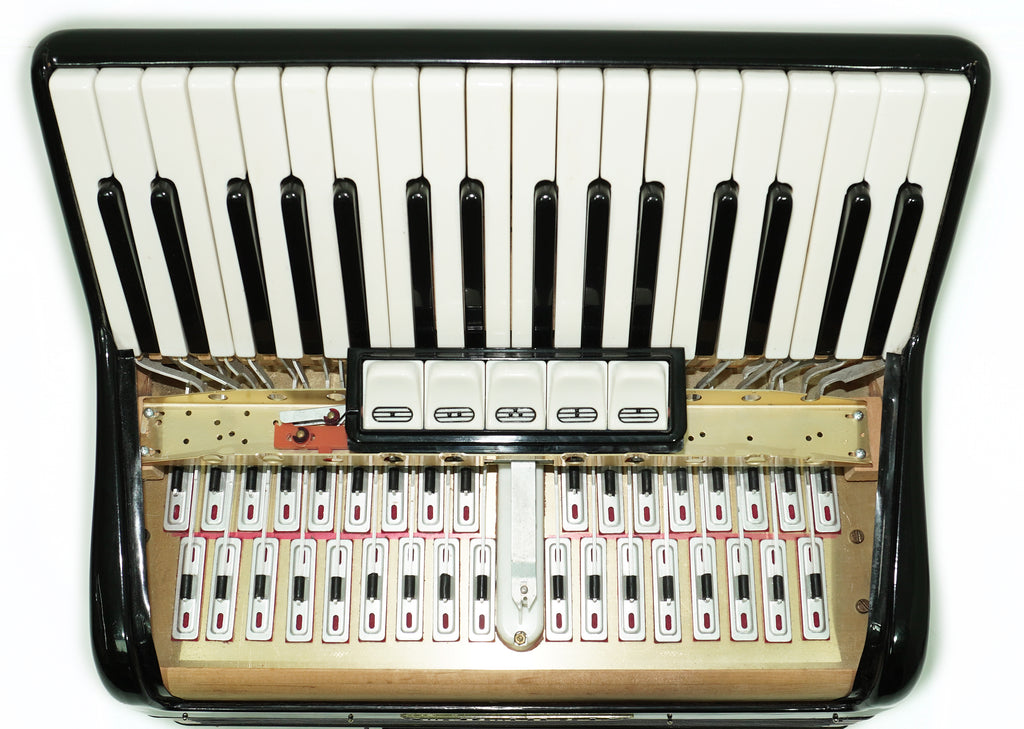 Weltmeister Accordion 80 Bass, made in Germany, New Straps and Soft Case for Gift, Original Keyboard Piano Accordian Instrument, 2643
