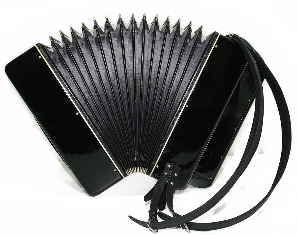 Converter Bayan Rubin 5 Free Bass und Stradella, 120-Bass-Knopfakkordeon, russisches Vintage-Bajan-Akkordeon, mit Riemen und Hartschalenkoffer, 2650