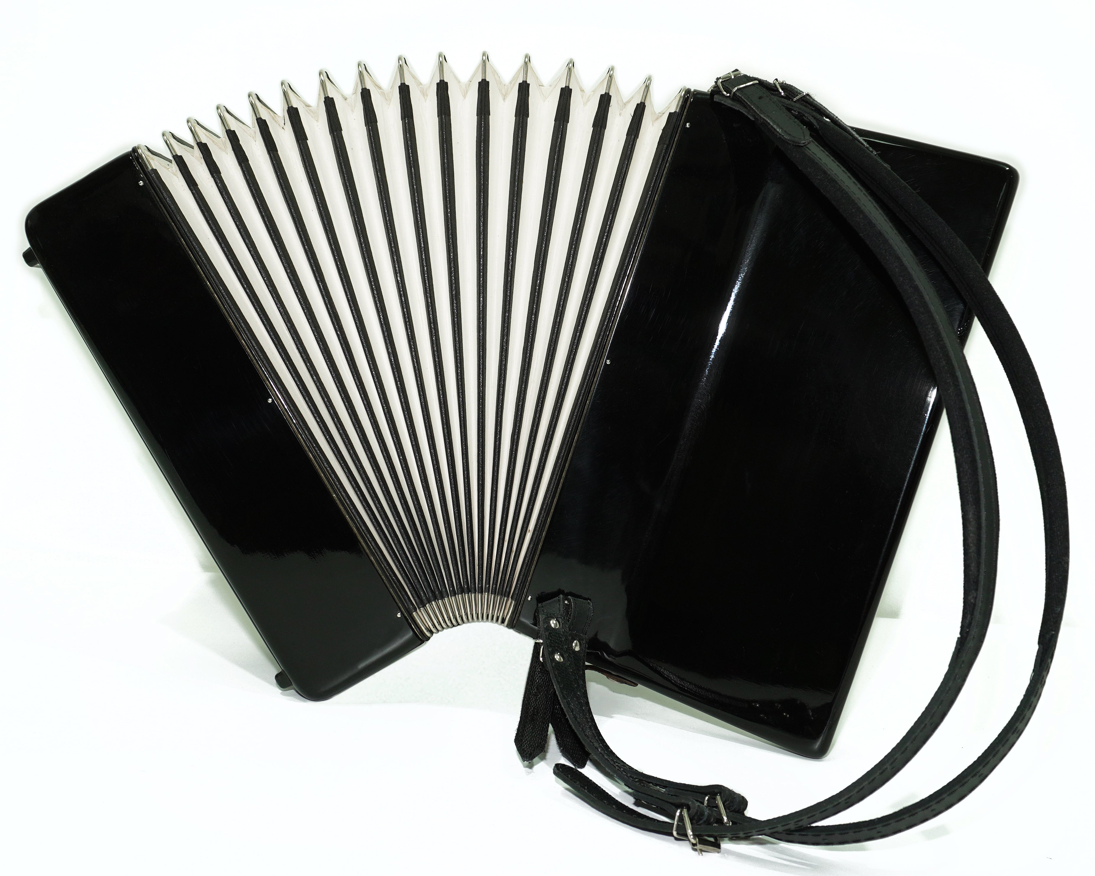 Weltmeister Stella Accordion 80 Bass made in Germany, New Straps Soft Case for Gift, Keyboard Piano Accordian Musical Instrument, 2661