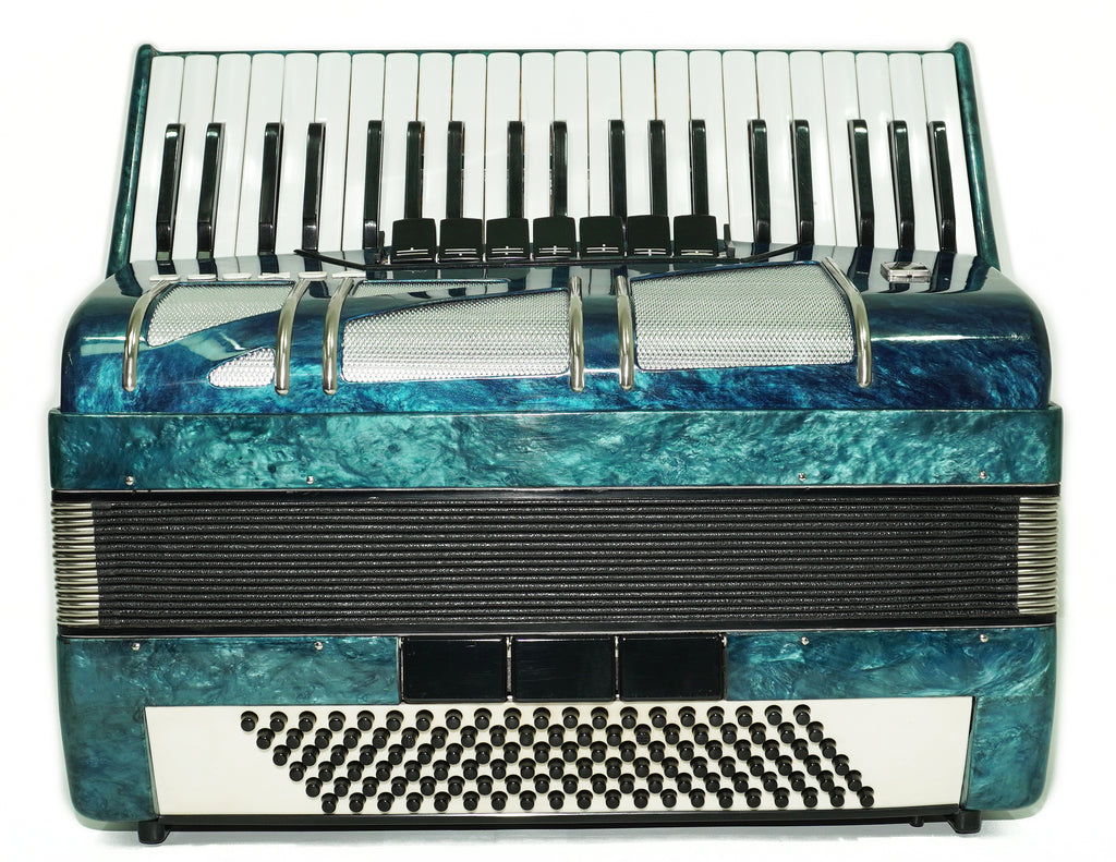 Russisches Akkordeon Vintage Pianoakkordeon Woschod 120 Bassknöpfe, mit neuen Riemen, Tasten sowjetisches Akkordeon, 2684