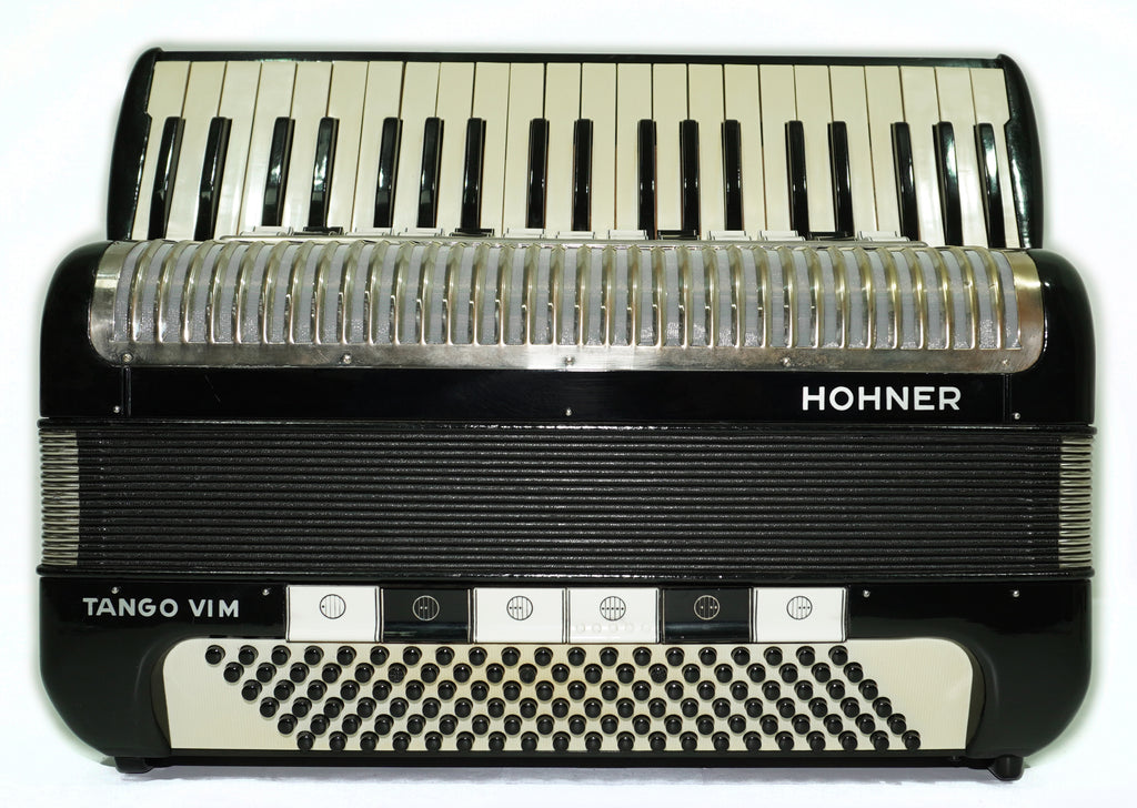 Hohner Tango VIM Accordion 120 Bass, made in Germany, Vintage Piano Accordion, incl. New Straps and Soft Case, 2694