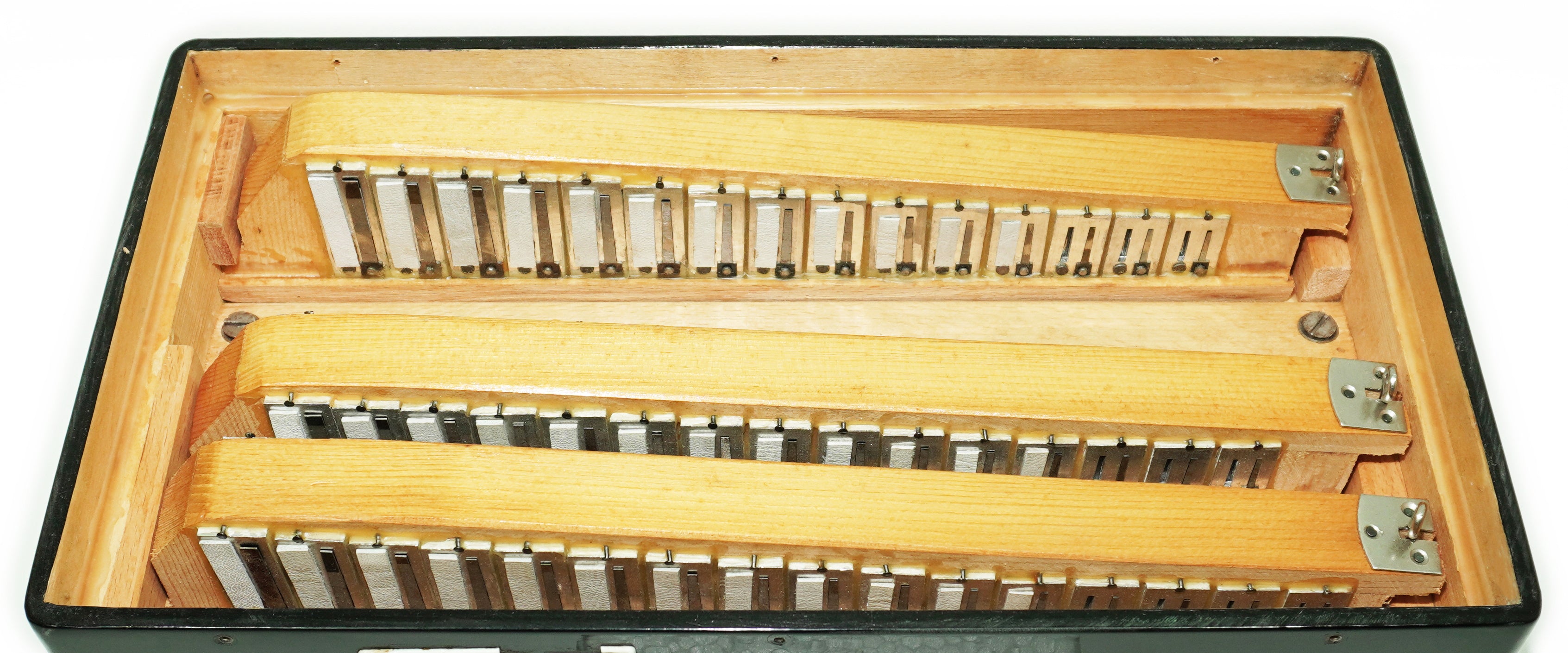 Free Bass Button Accordion Lightweight Tula Russian Bayan Yunost 80 Bass, New Straps, Vintage Bayan Accordian, 2692