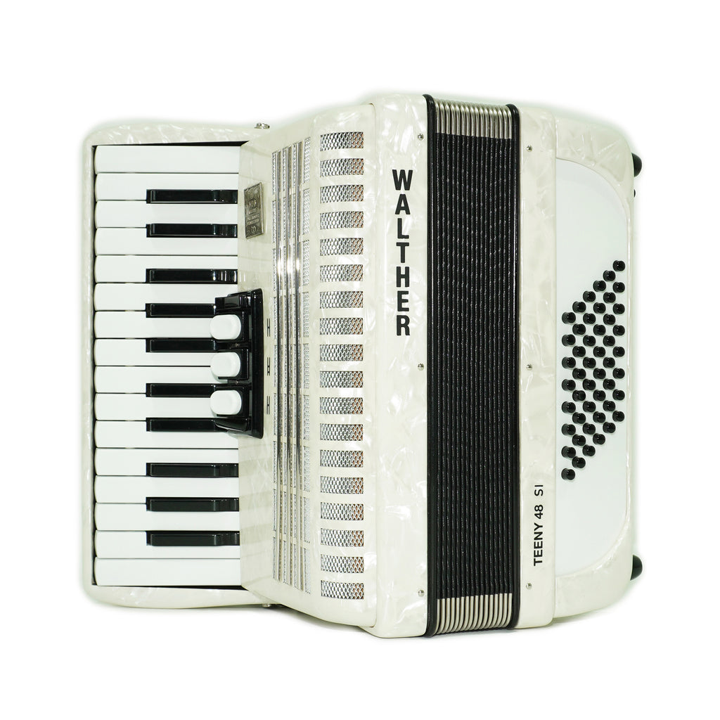 Close to New! Walther Teeny 48 Bass Lightweight Piano Accordion, German Akkordeon for Beginners Children Kids, Straps, Hard Case, 2697