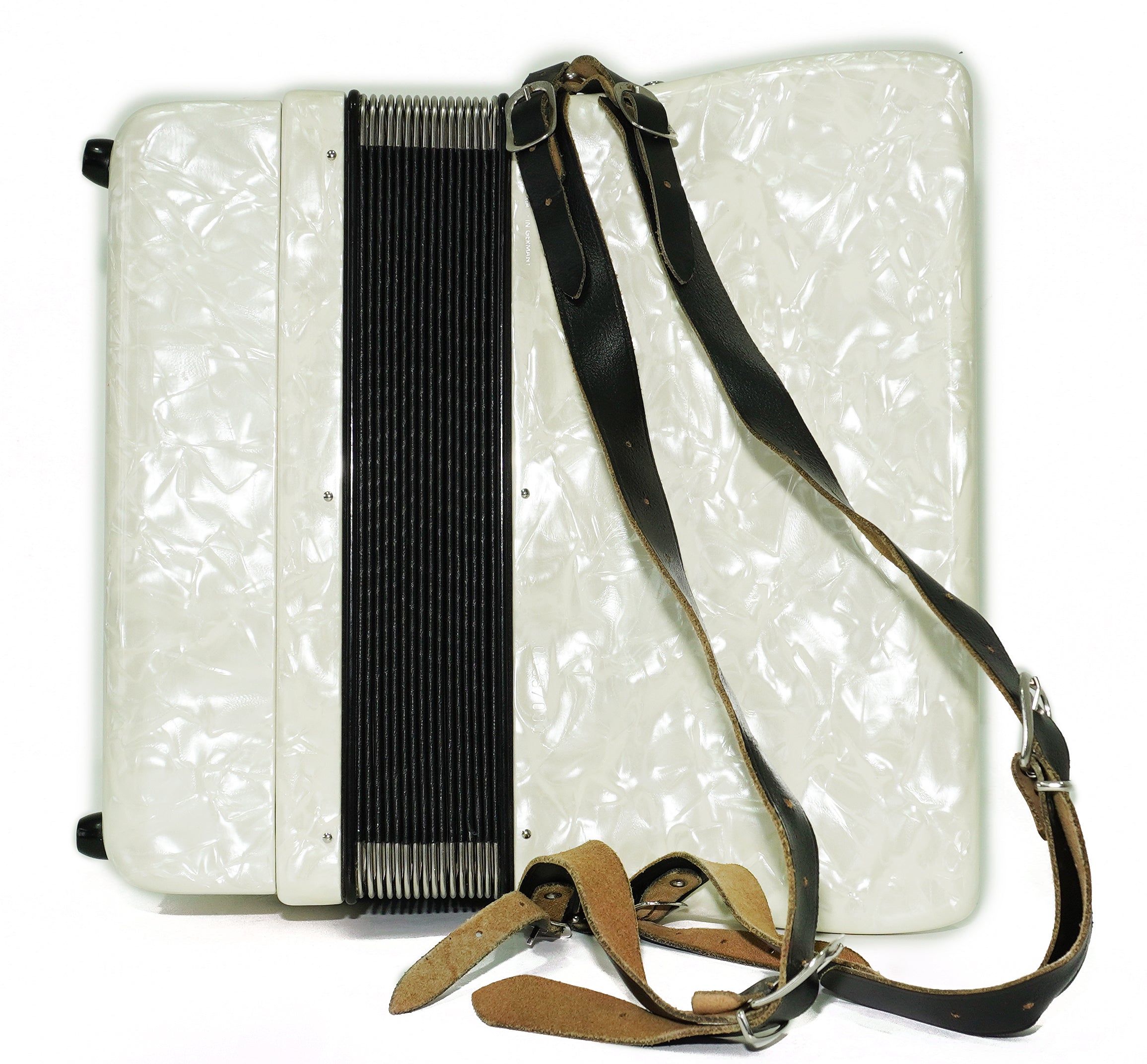 Close to New! Walther Teeny 48 Bass Lightweight Piano Accordion, German Akkordeon for Beginners Children Kids, Straps, Hard Case, 2697