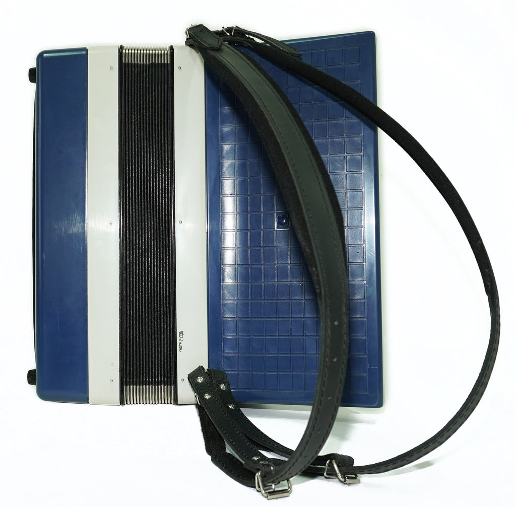Weltmeister Cordal Accordion 80 Bass made in Germany, New Straps Soft Case for Gift, Vintage Keyboard Piano Accordian Musical Instrument, 2706