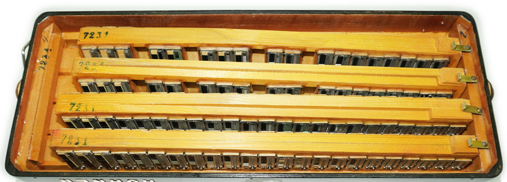 Full Size Horch DeLuxe Accordion 120 Bass, Original Concert Piano Accordion, made in Germany, New Straps and Soft Bag for Gift, 2720