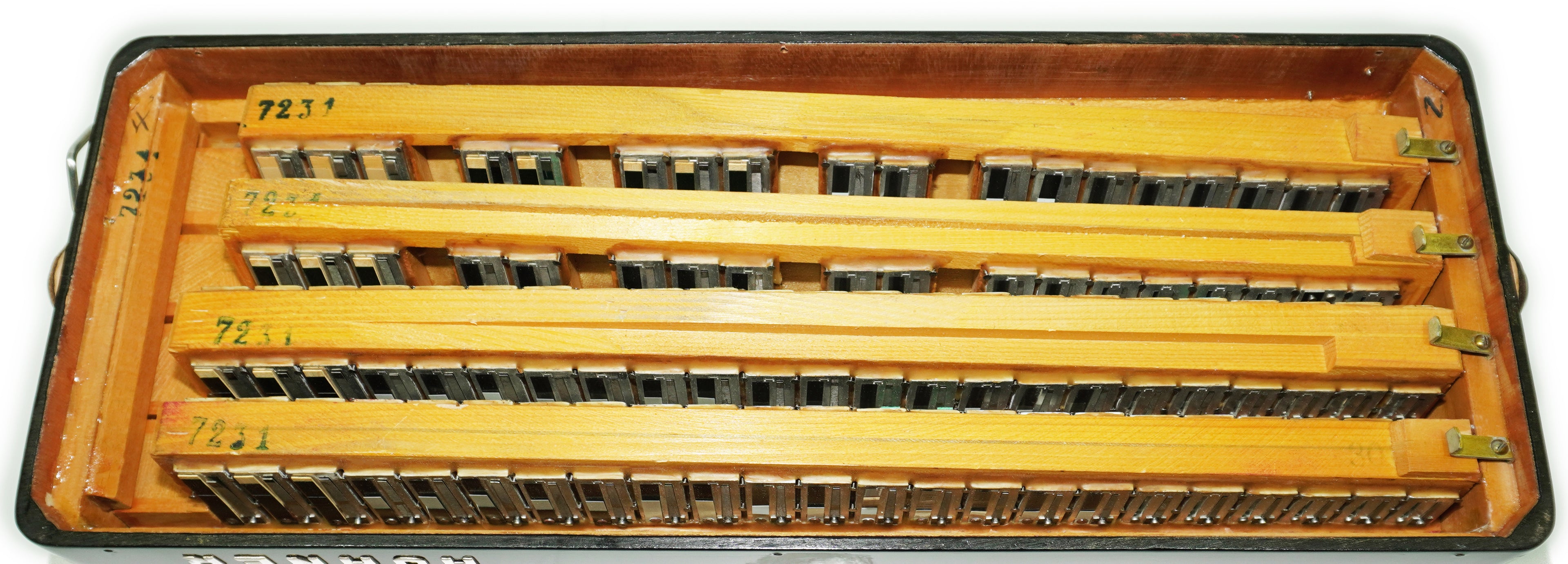 Full Size Horch DeLuxe Accordion 120 Bass, Original Concert Piano Accordion, made in Germany, New Straps and Soft Bag for Gift, 2720