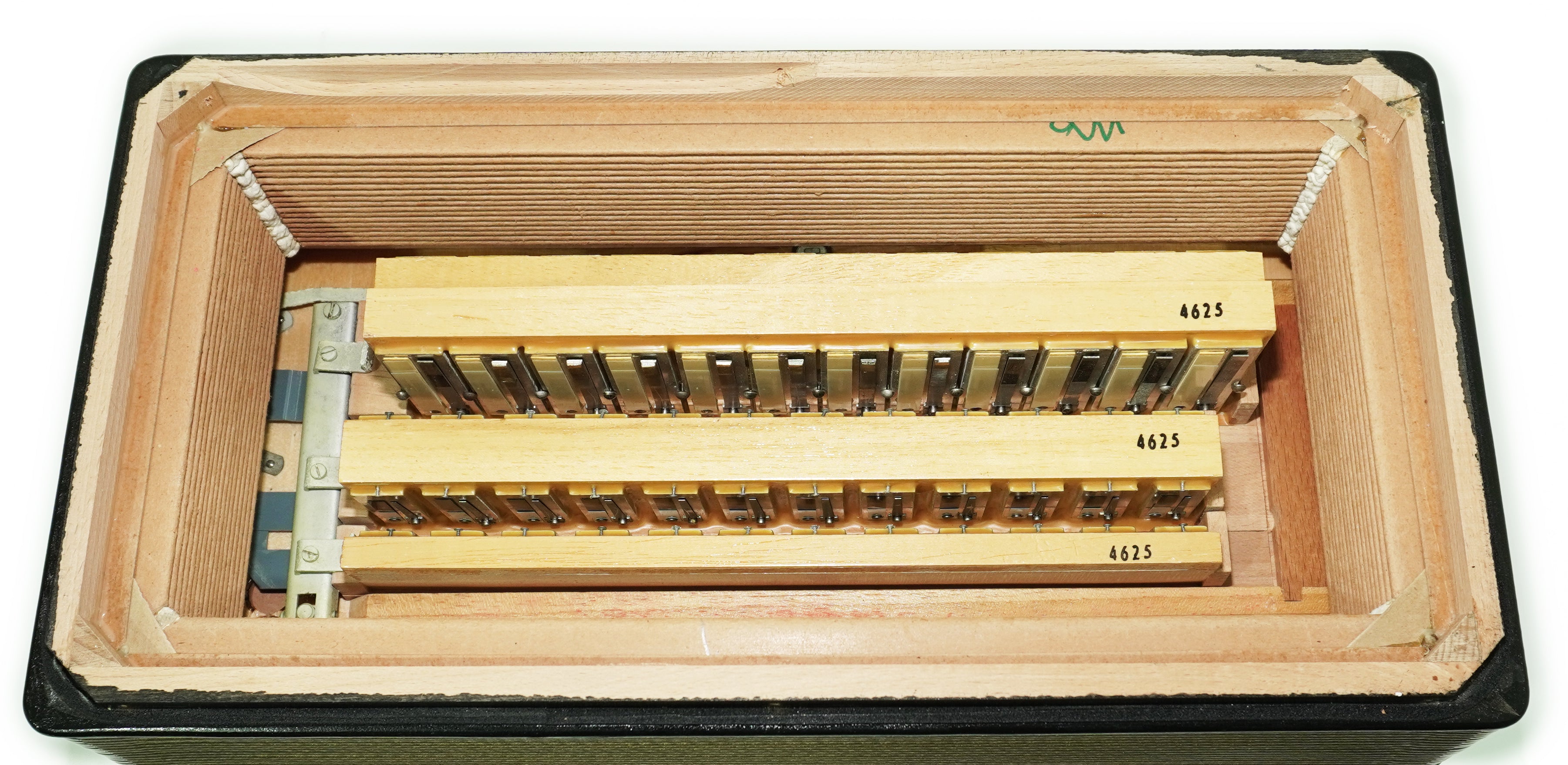 Hohner Riviera III 5 Row Lightweight Button Accordion 96 Bass made in Germany, C Griff, Straps and Case, Original Accordeone de Botones, 2725