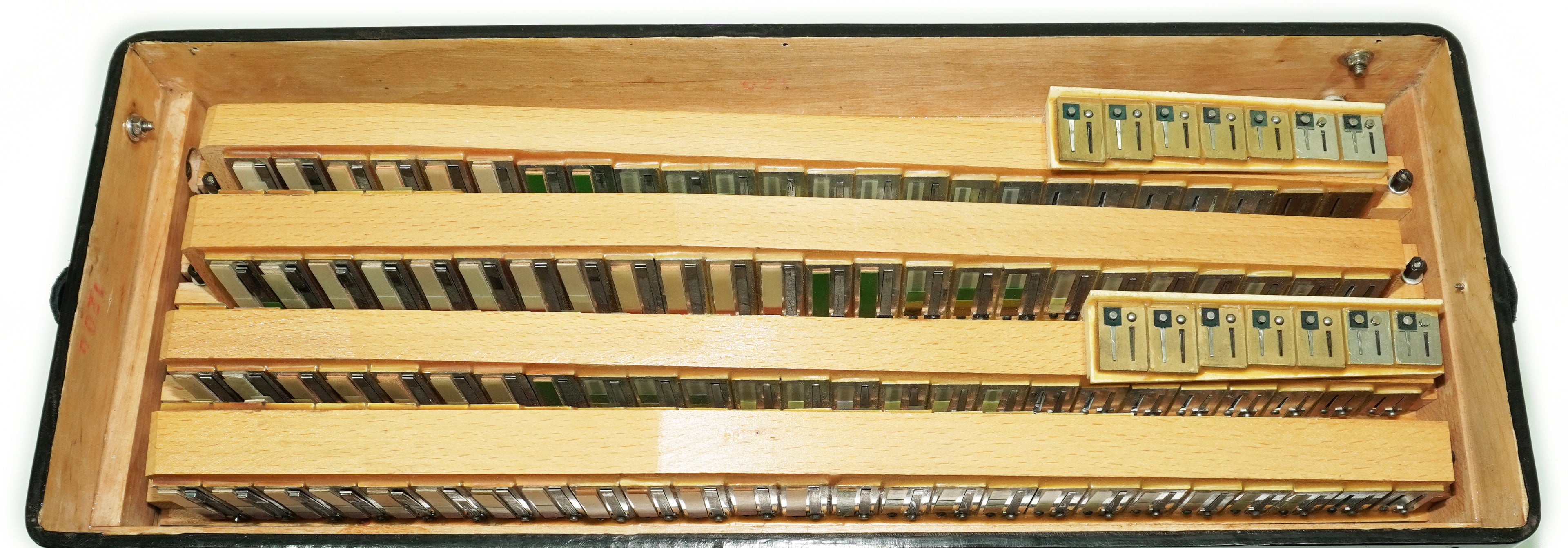 Weltmeister Grandina Button Accordion 120 Bass, made in Germany, 5 Row Bayan B Griff, Straps and Case, 2722