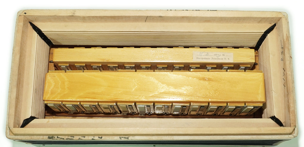 Bayan Tembr Ukraine Button Accordion 100 Bass, New Straps and Case, Concertina Stradella B System, Harmonica in Tune, 2750