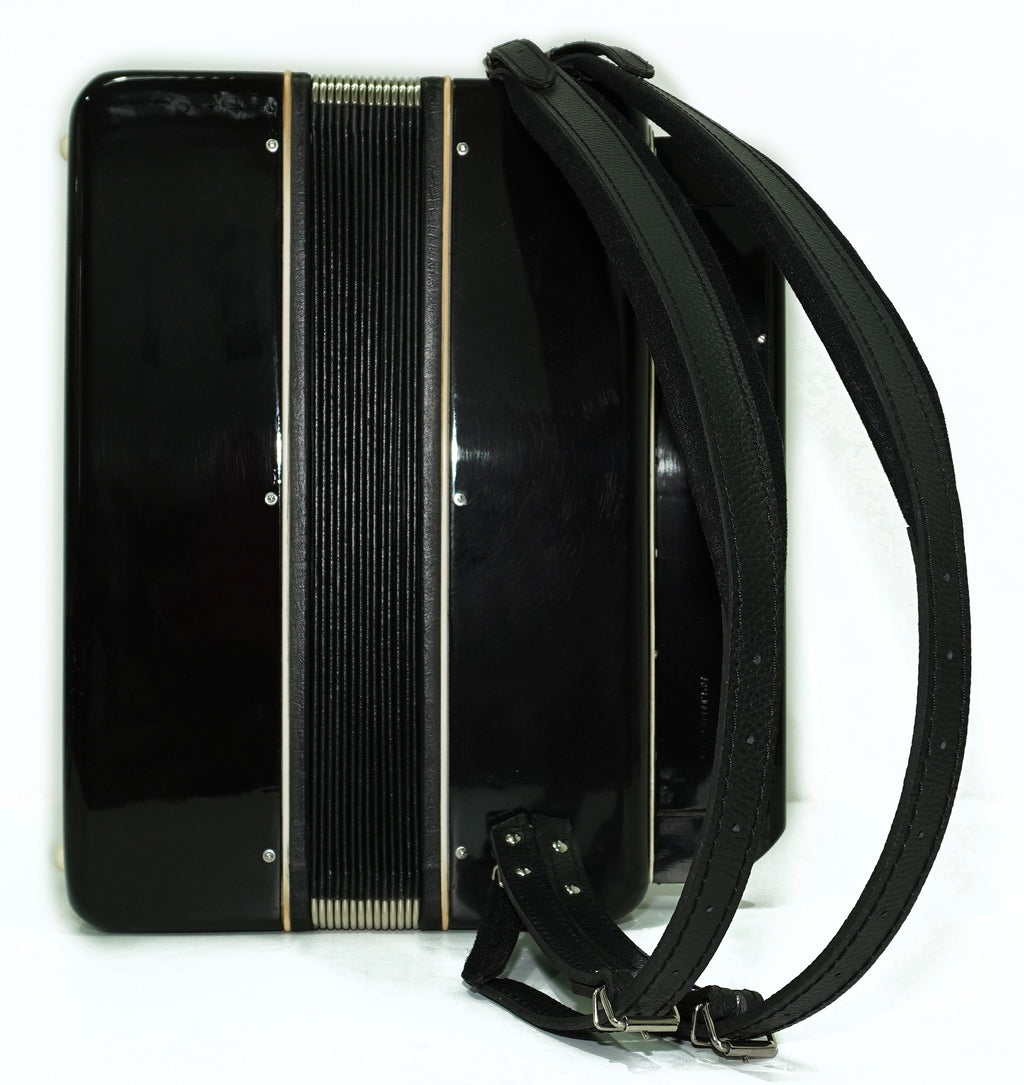 Converter Bayan Rubin 5 Free Bass and Stradella, 120 Bass Button Accordion, Vintage Russian Bayan Accordion, with Straps and Case, 2741