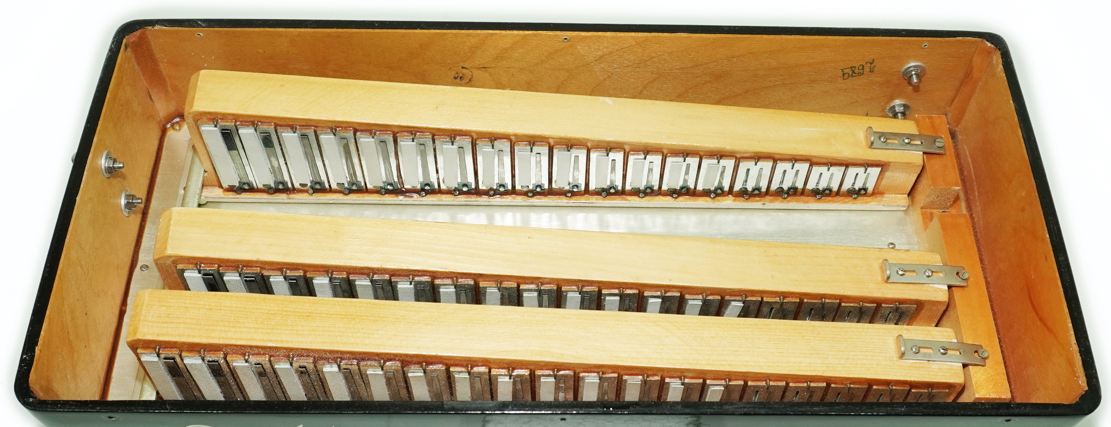Converter Bayan Rubin 5 Free Bass and Stradella, 120 Bass Button Accordion, Vintage Russian Bayan Accordion, with Straps and Case, 2741