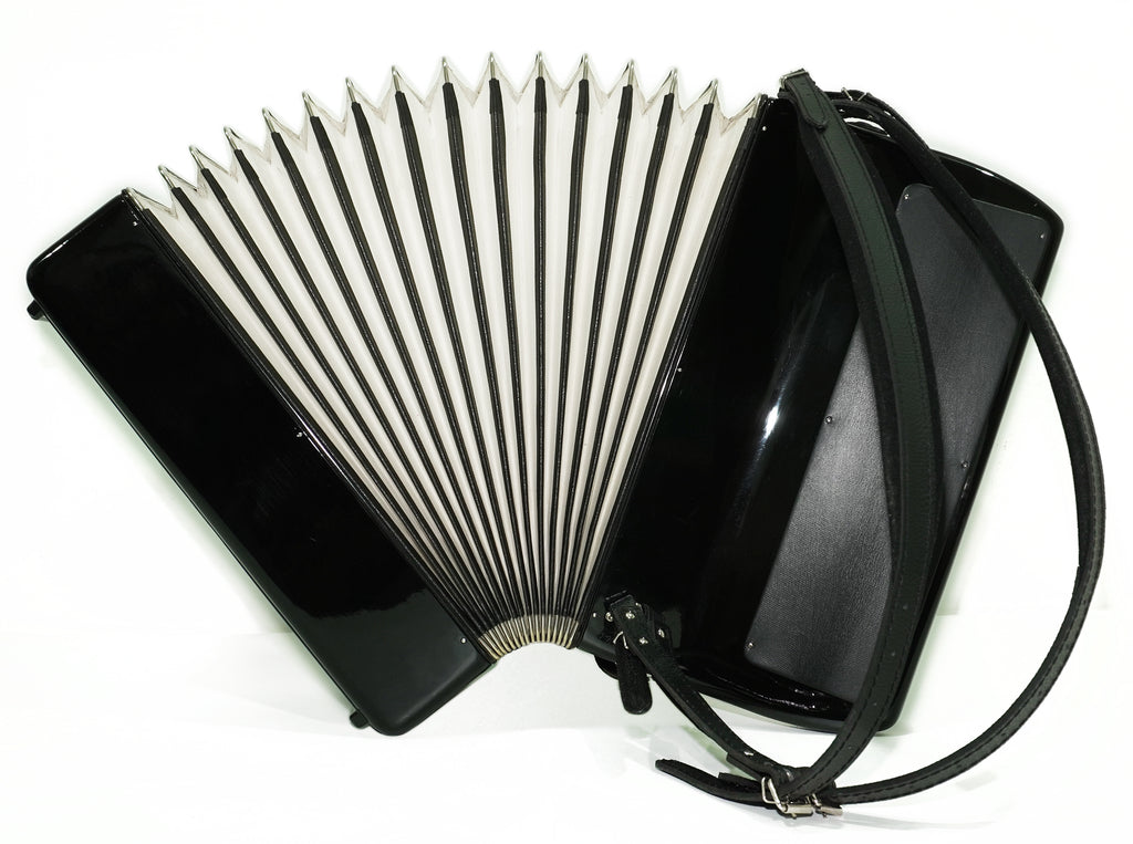 Weltmeister Grandina Button Accordion 120 Bass, made in Germany, 5 Row Bayan B Griff, Straps and Case, 2738