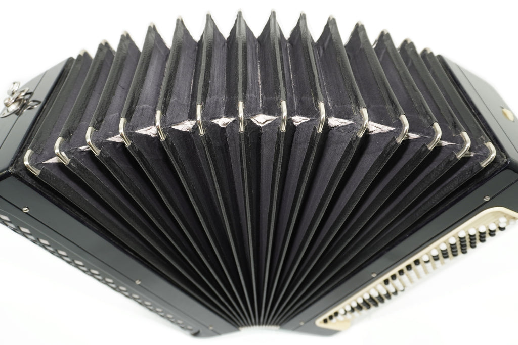 Bayan Accordion Tulskiy Tula 3 Row Chromatic Button Accordion 120 Bass, Vintage Music Box B System, New Straps, Soviet Harmonica, 2758
