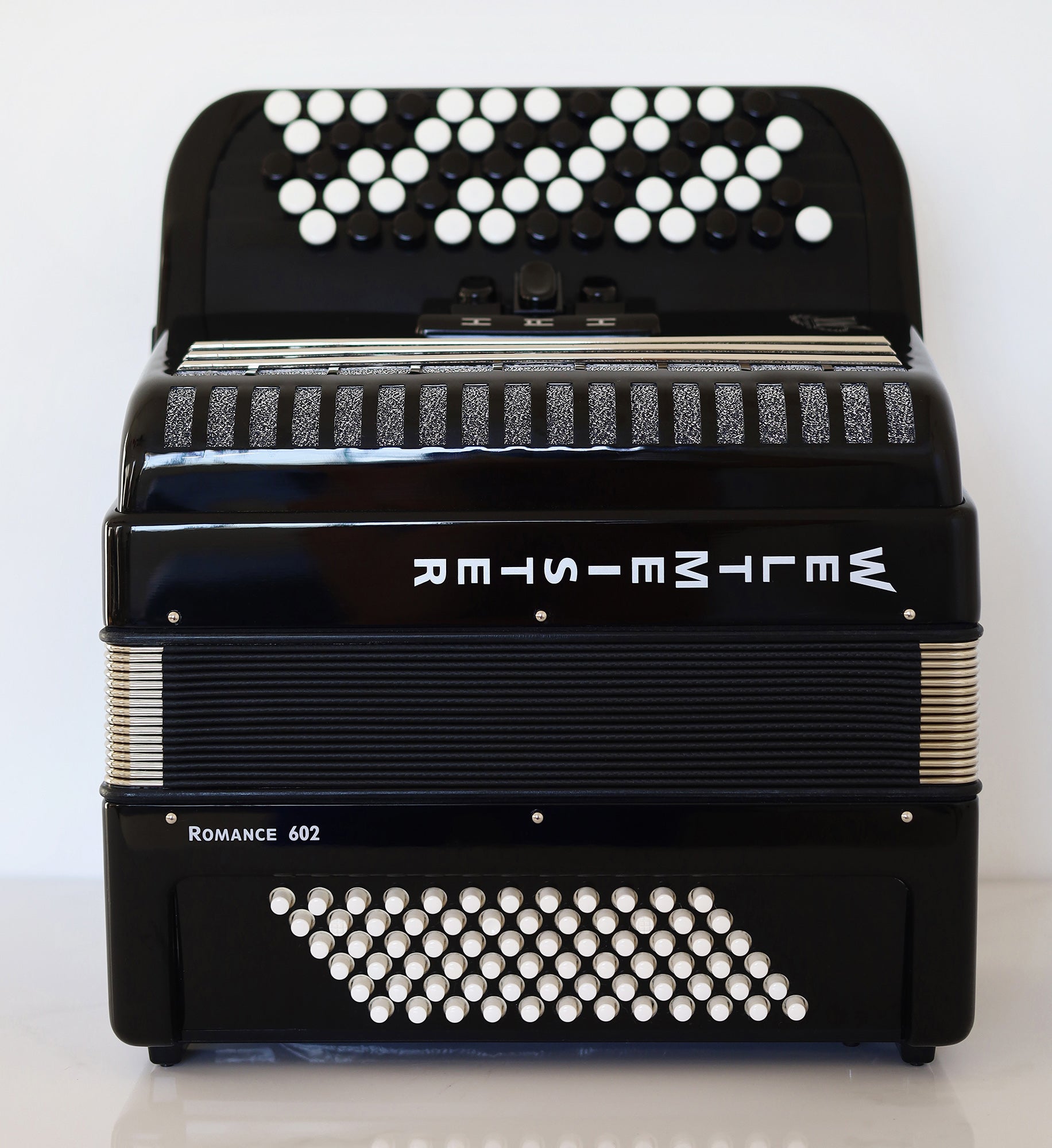 NEW Weltmeister Romance 602 Button Accordion, made in Germany, 72 Bass buttons, Lightweight Accordion B-Gripp, Black, Straps and Case, Item Location USA