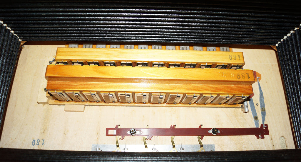 Original Meinel and Herold, made in Germany 120 Bass, 13 Registers, 5 Rows Button Accordion Bayan, 47 Amazing Rich sound!
