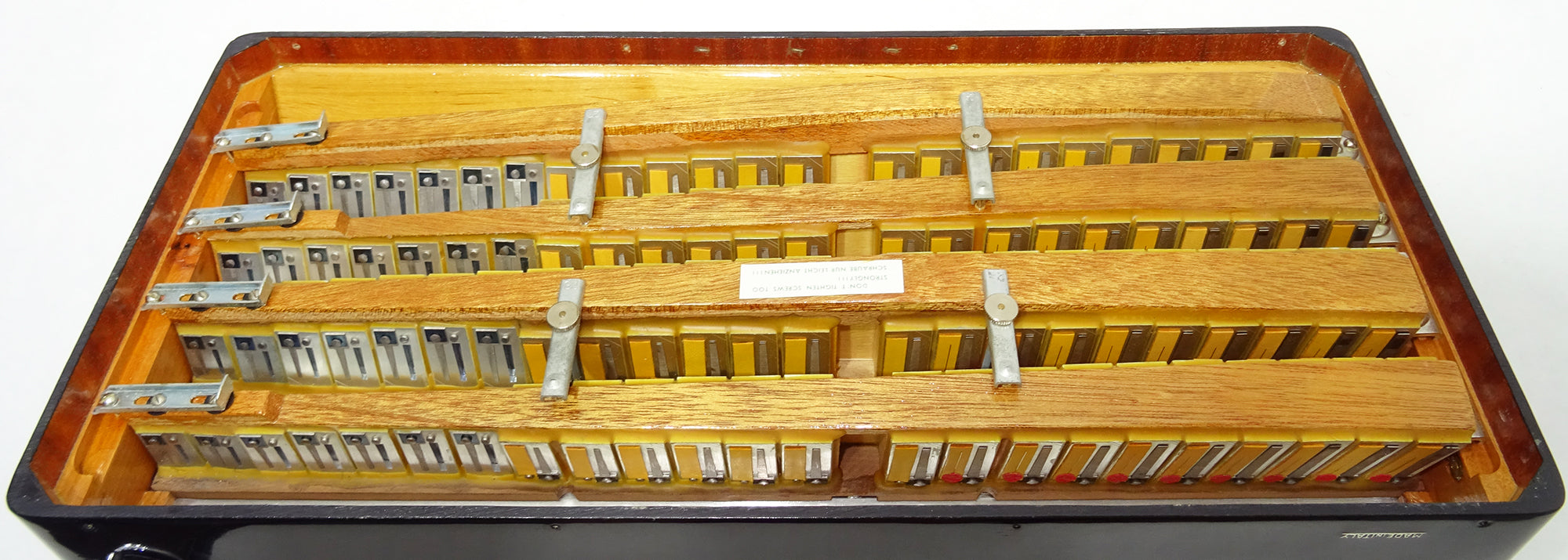 Adria Cromaton IV B Grand Luxe 5 Row Button Accordion 120 Bass, made in Italy, C Griff, Double Cassotto, 2536, includes Straps and Case, Amazing sound!
