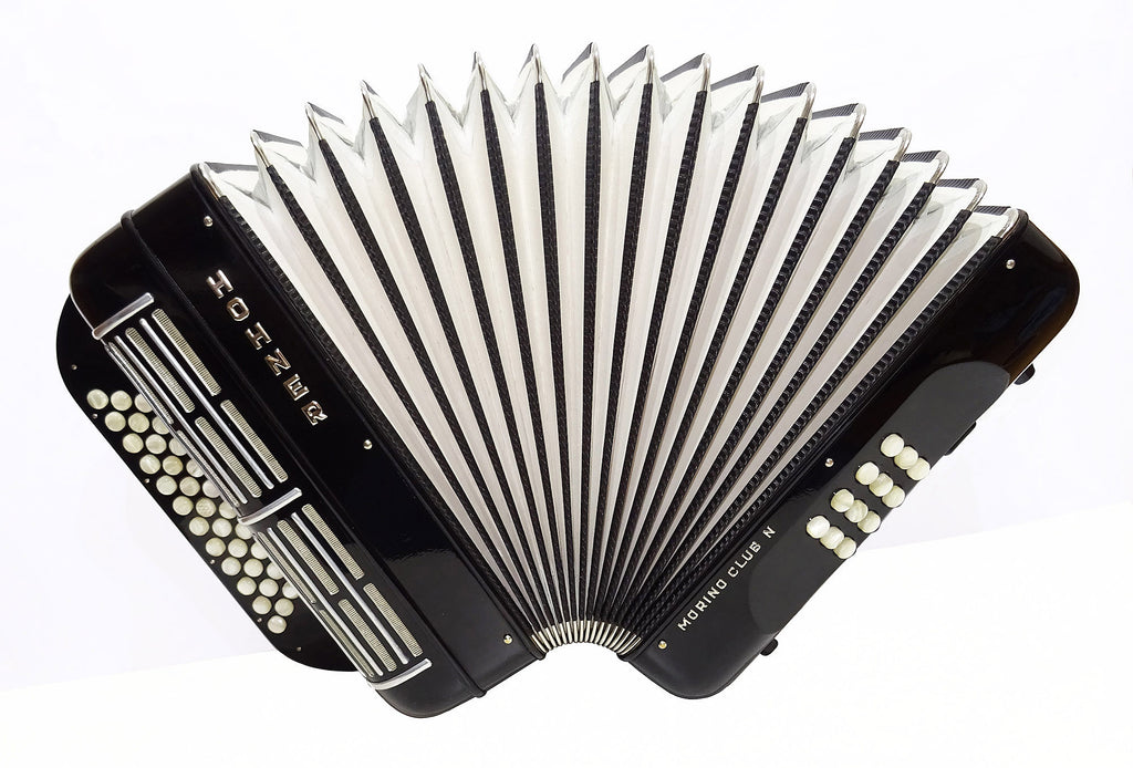 Hohner Morino Club N Diatonic Double Cassotto Harmonika made in Germany 2097, incl New Straps, Case, Squeezebox Garmon, Amazing Rich and Deep sound!