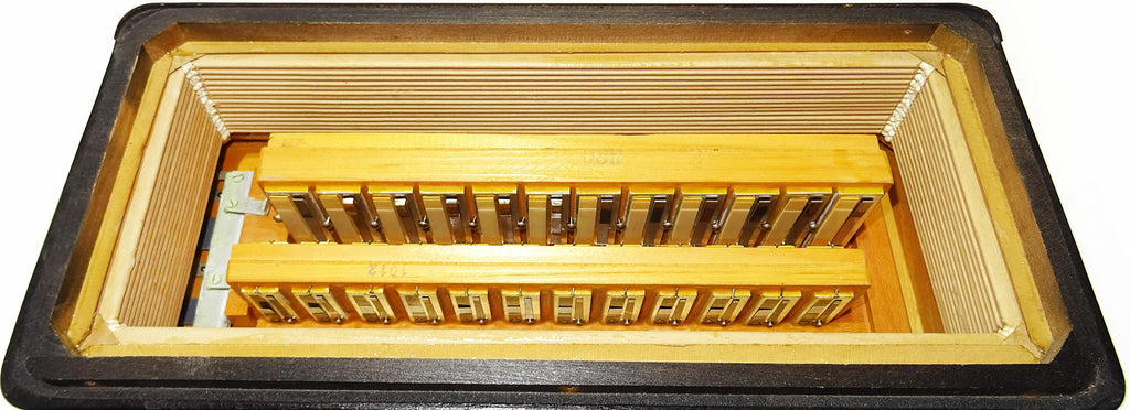 Hohner Riviera II Lightweight 5 Row Button Accordion C System made in Germany 2147, incl New Straps, Amazing sound!