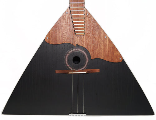 Brandneue klassische Original Balalaika 3 Saiten Prima, hergestellt in der Ukraine, Naturholz schwarz lackiert