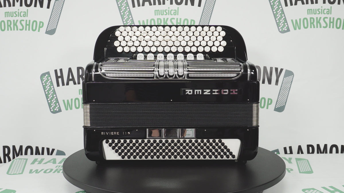 Hohner Riviera III N De Luxe C Griff 5 Row Button Accordion 120 Bass, made in Germany, Straps and Case, Accordeone de Botones, 2749