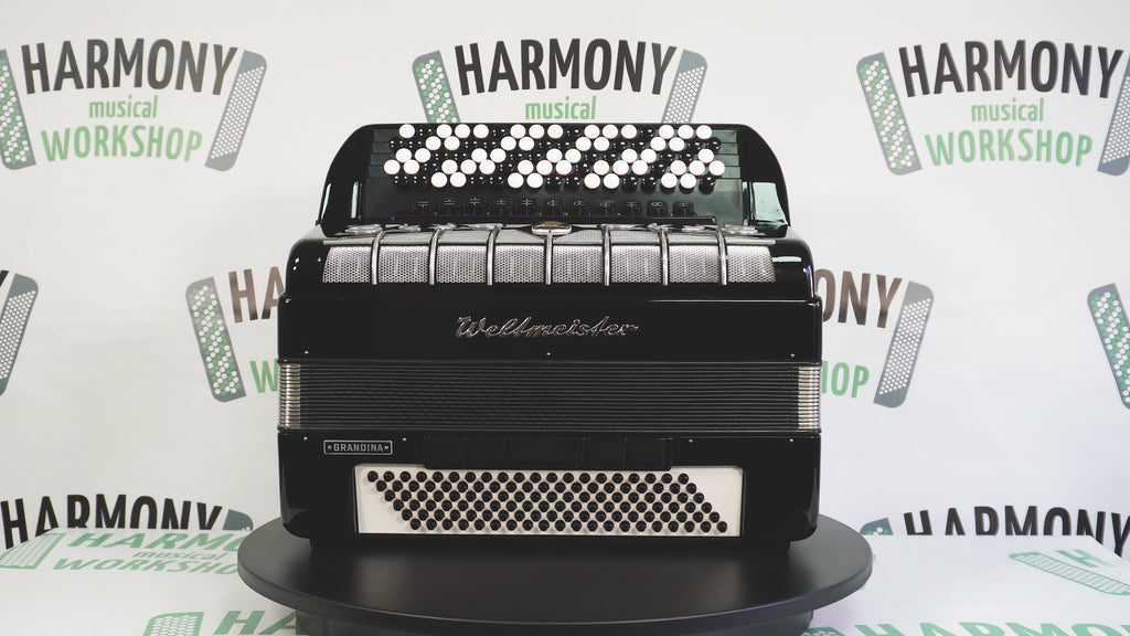 Weltmeister Grandina Vintage Button Accordion, made in Germany, Concert Bayan, Griff B Stradella, 2451, New Straps and Soft Case, Professional Accordian