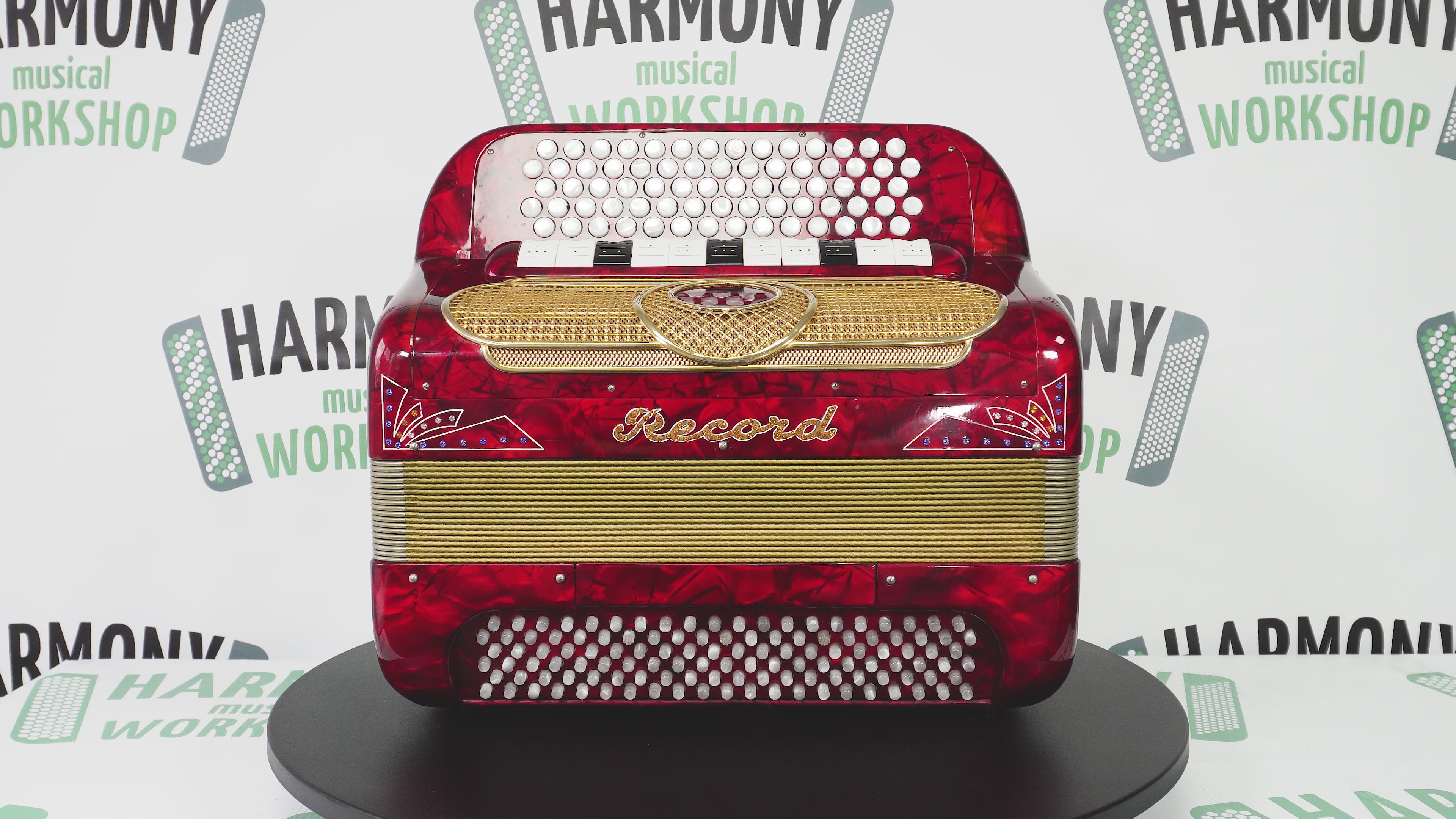 5 Row Button Accordion Record C Griff, 123 Bass Buttons, made in Italy, New Straps Case, Wonderful Rich sound! 2098