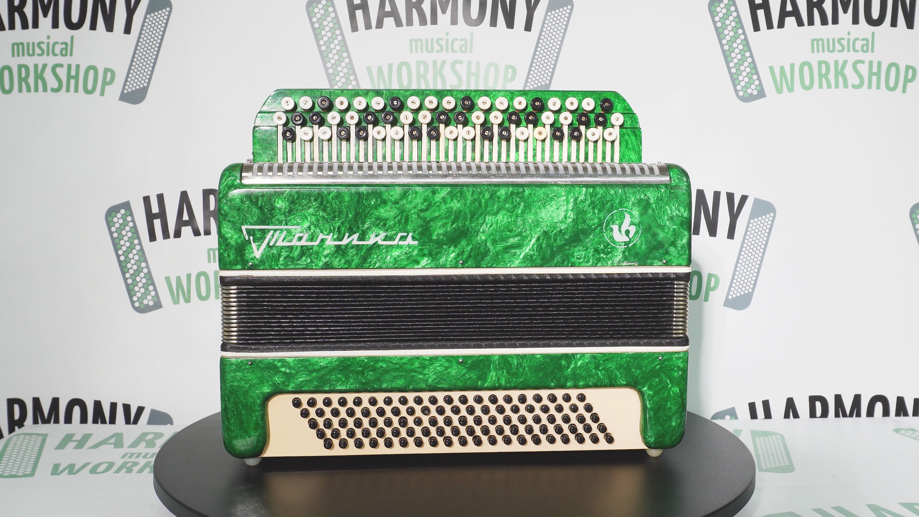 Bayan Accordion Tonica, Button Accordion Instrument 100 Bass, New Straps, Concertina Stradella B System, Soviet Harmonica in Tune, 2654