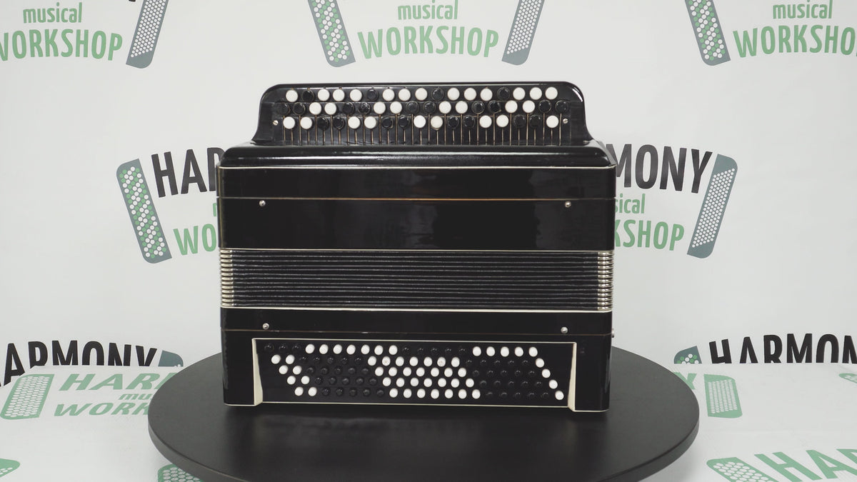 Russian Bayan Tulskiy, 3 Row Tula Chromatic Button Accordion, Vintage Music Box B System, New Straps, 2759