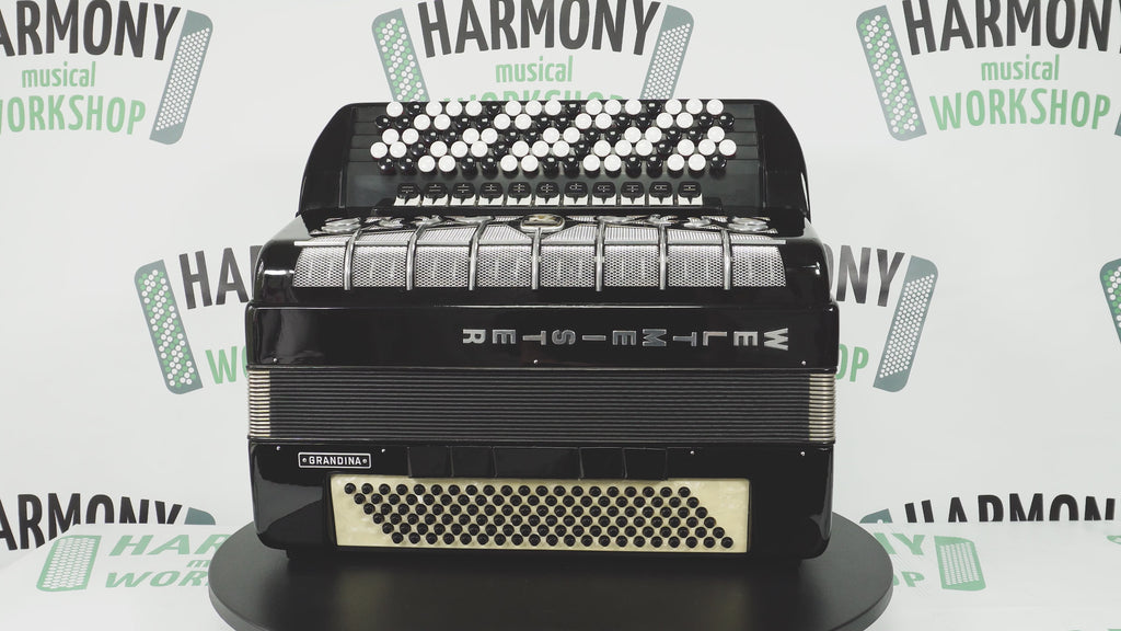 Weltmeister Grandina Button Accordion 120 Bass, made in Germany, 5 Row Bayan B Griff, Straps and Case, 2722