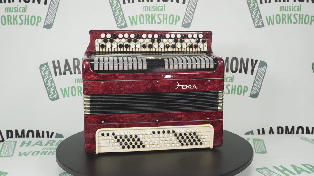 Tulskiy Russian Bayan Etude, 3 Row Chromatic Button Accordion 100 Bass, B System, Straps and Case, Soviet Garmoshka Tula, 2760