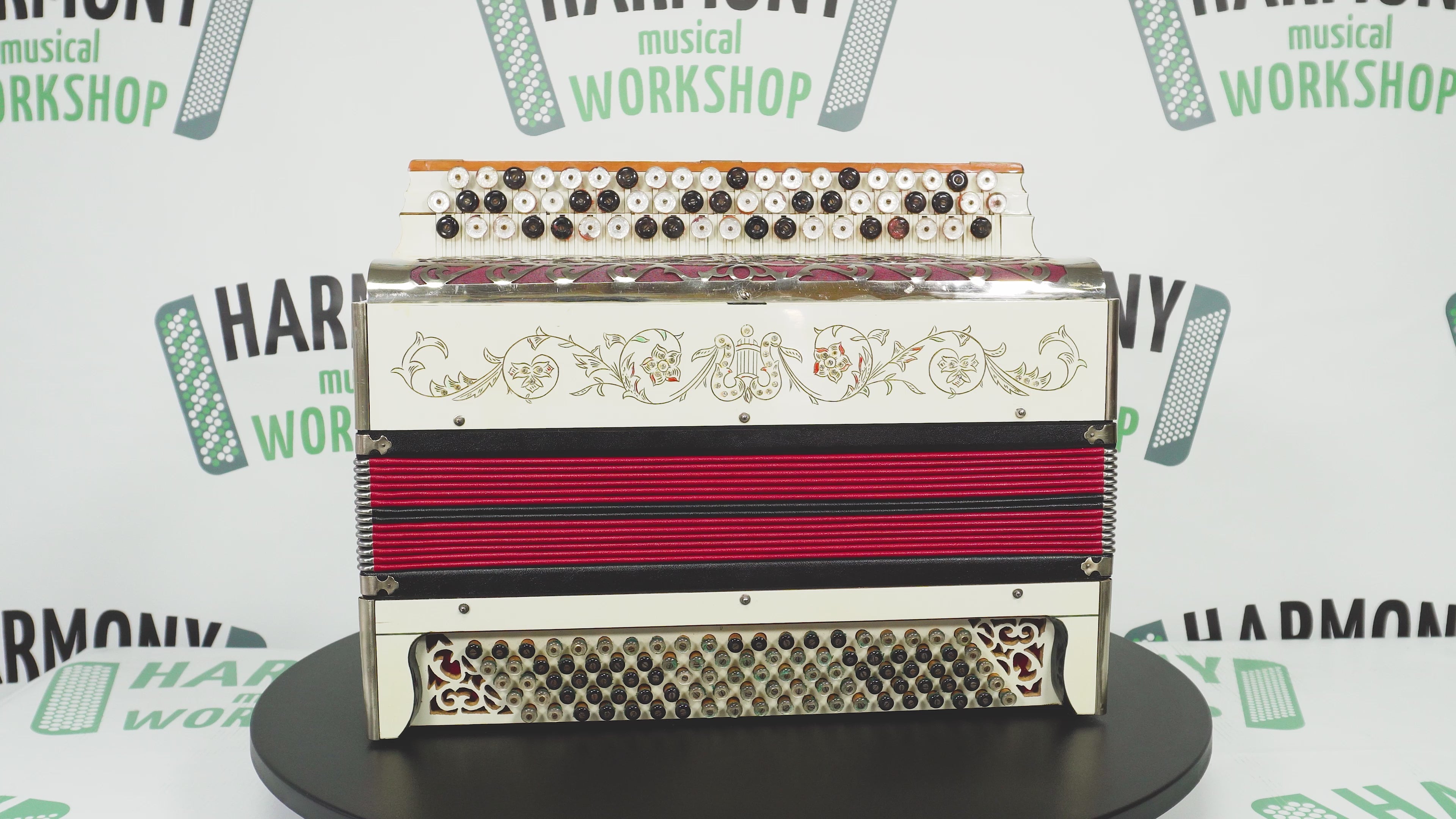 Vintage Bayan Handmade 100 Bass Button Accordion, Decorated Original Soviet Bayan, Powerful Deep sound, Rare Old Bayan Accordeon, 2433