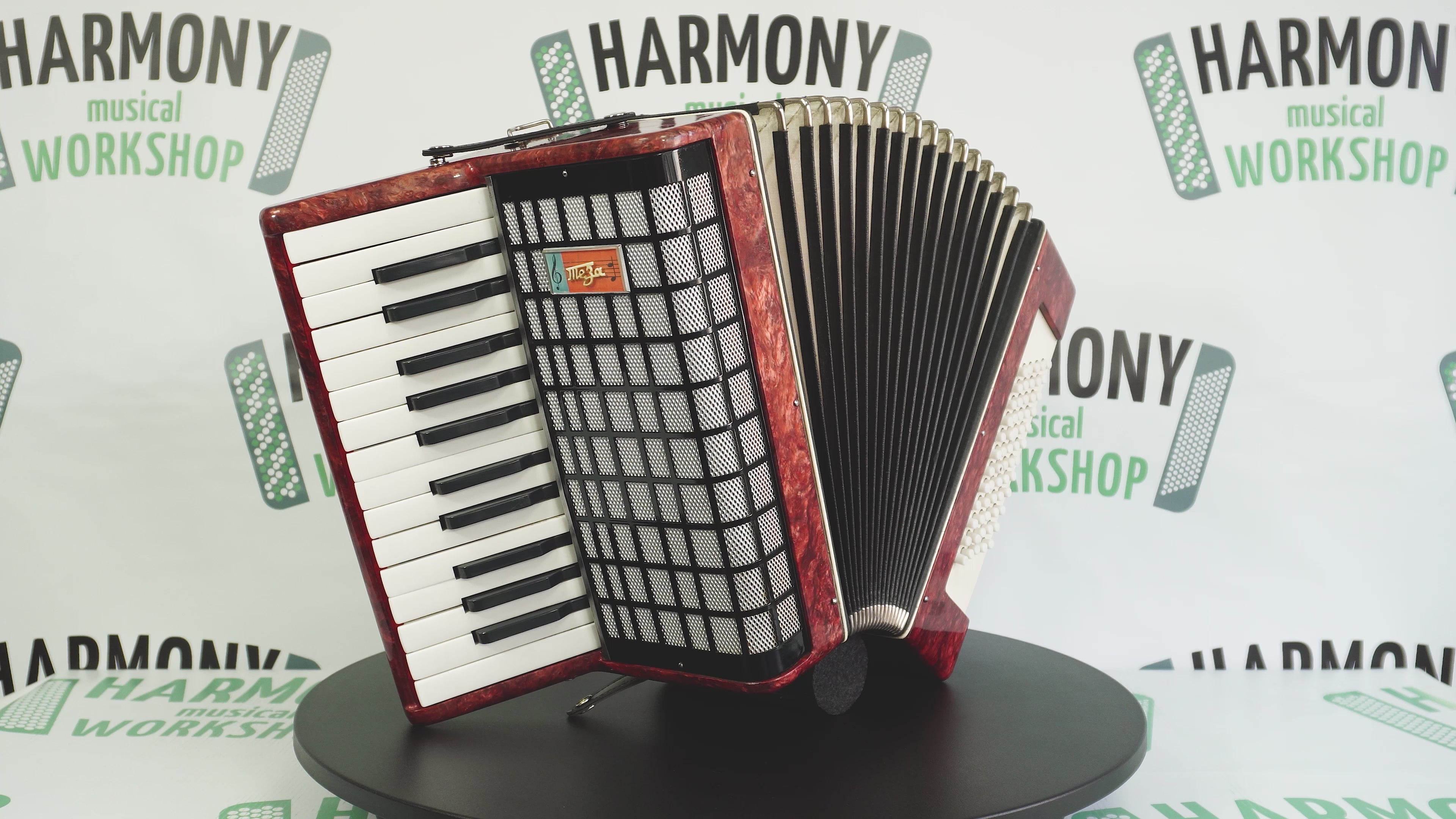 Lightweight Piano Accordion 60 Bass Yunost for Beginners Children Kids, New Straps, Small Concertina Musicales for Study, 2550