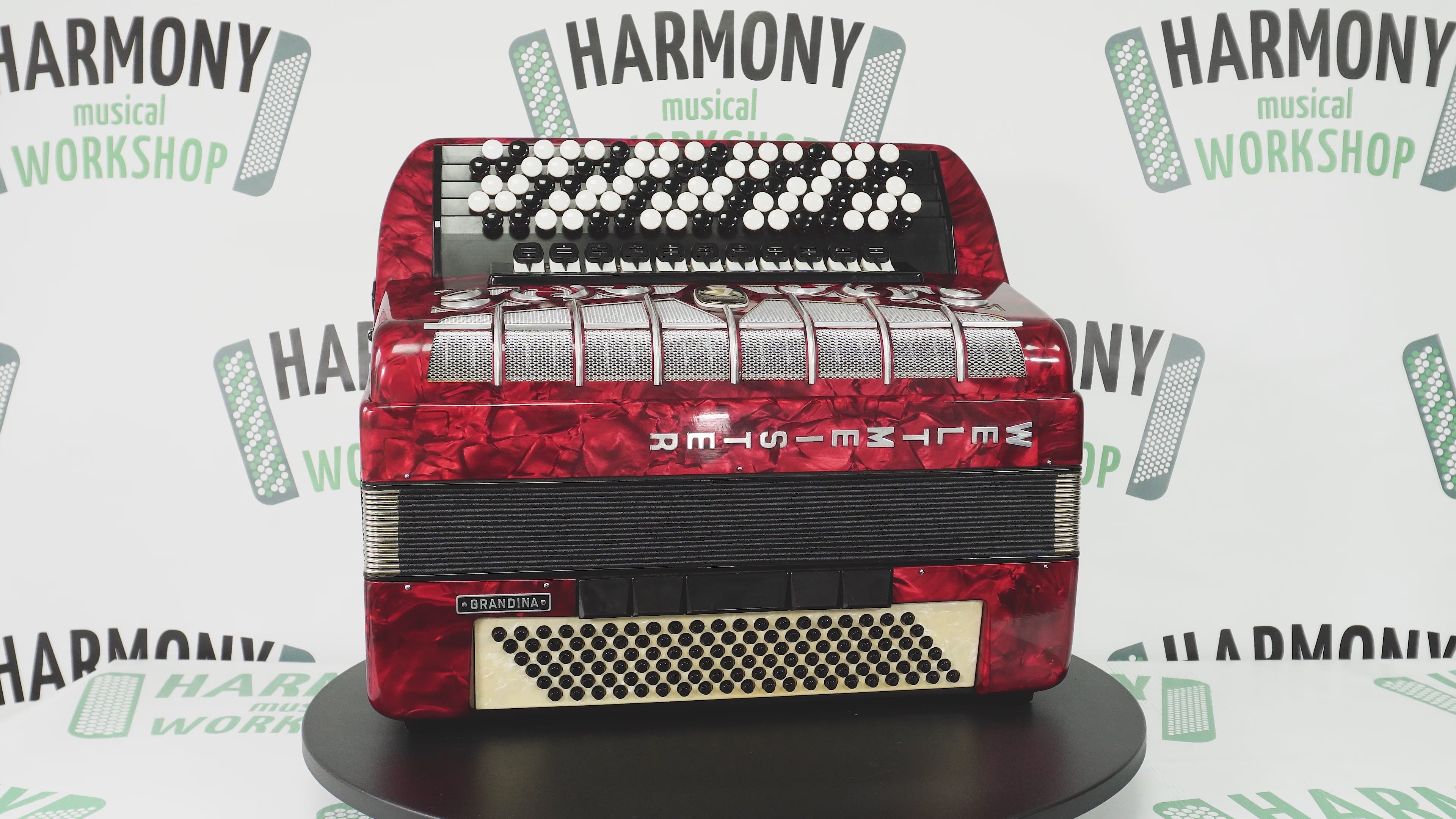 Weltmeister Grandina Button Accordion 120 Bass, made in Germany, 5 Row Bayan B Griff, Straps and Soft Case, Vintage Professional Accordion, 2642