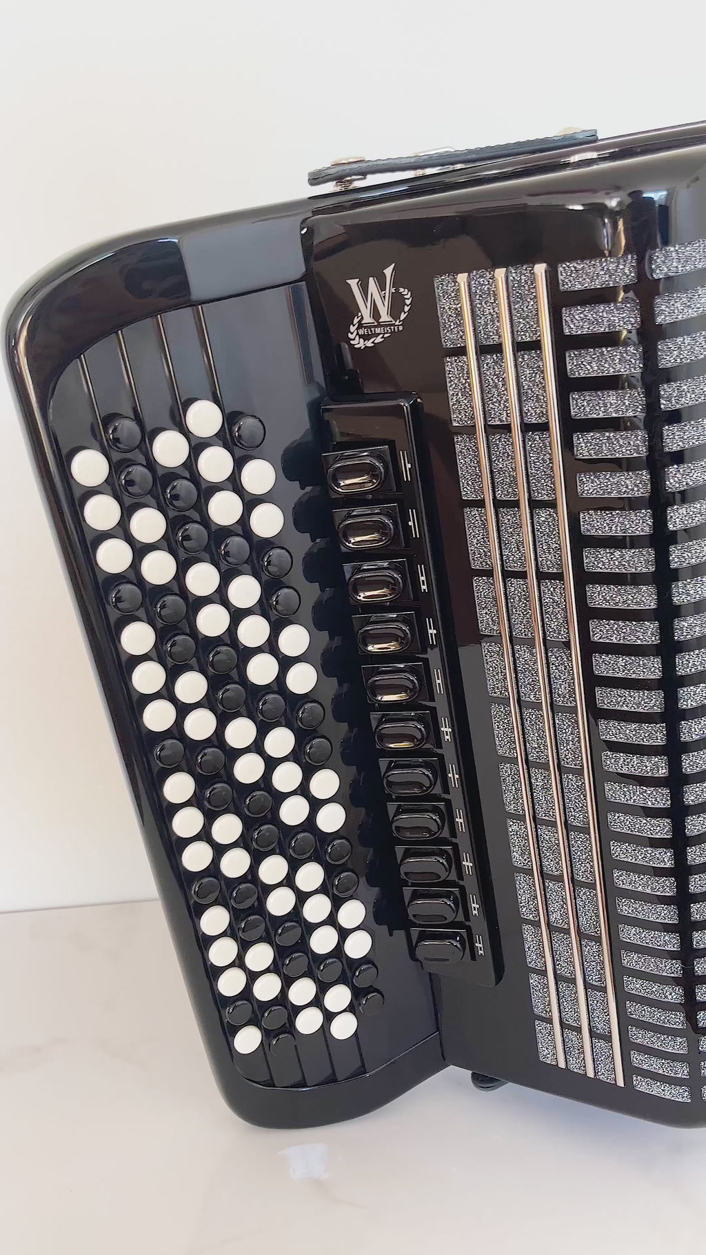 NEW Weltmeister Romance 874 5 Rows Chromatic Button Accordion, made in Germany, 120 Bass buttons, B-Gripp, Black, incl. Straps and Case, Item Location USA
